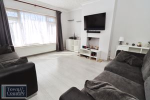 RED BARN ROAD- click for photo gallery